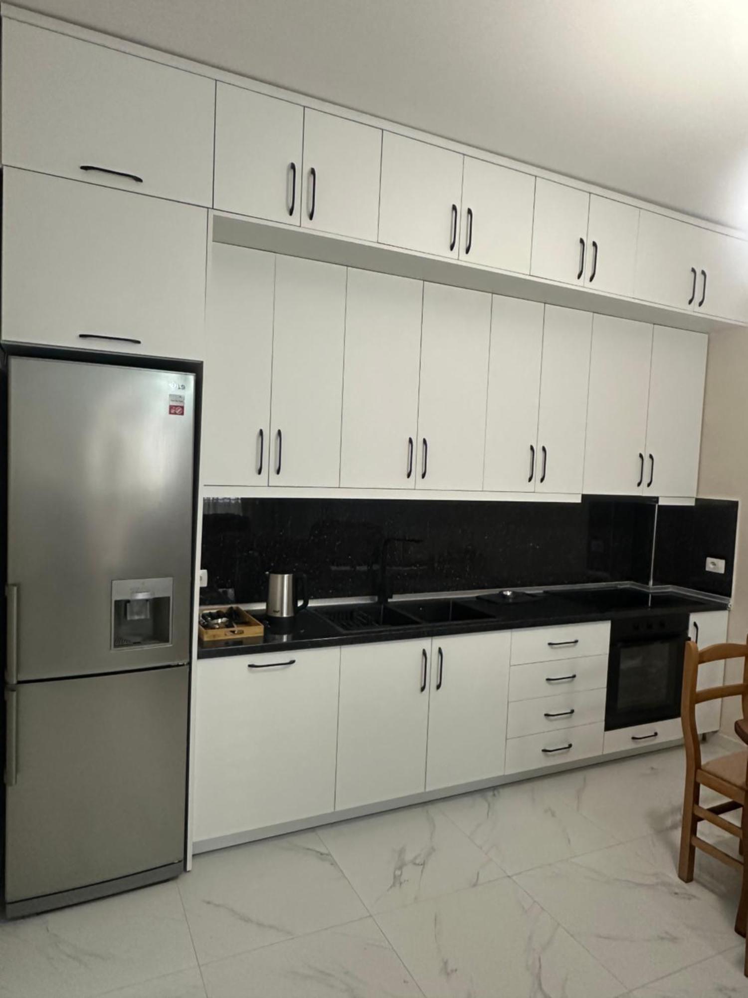 Roy Iii ,new Location Apartment