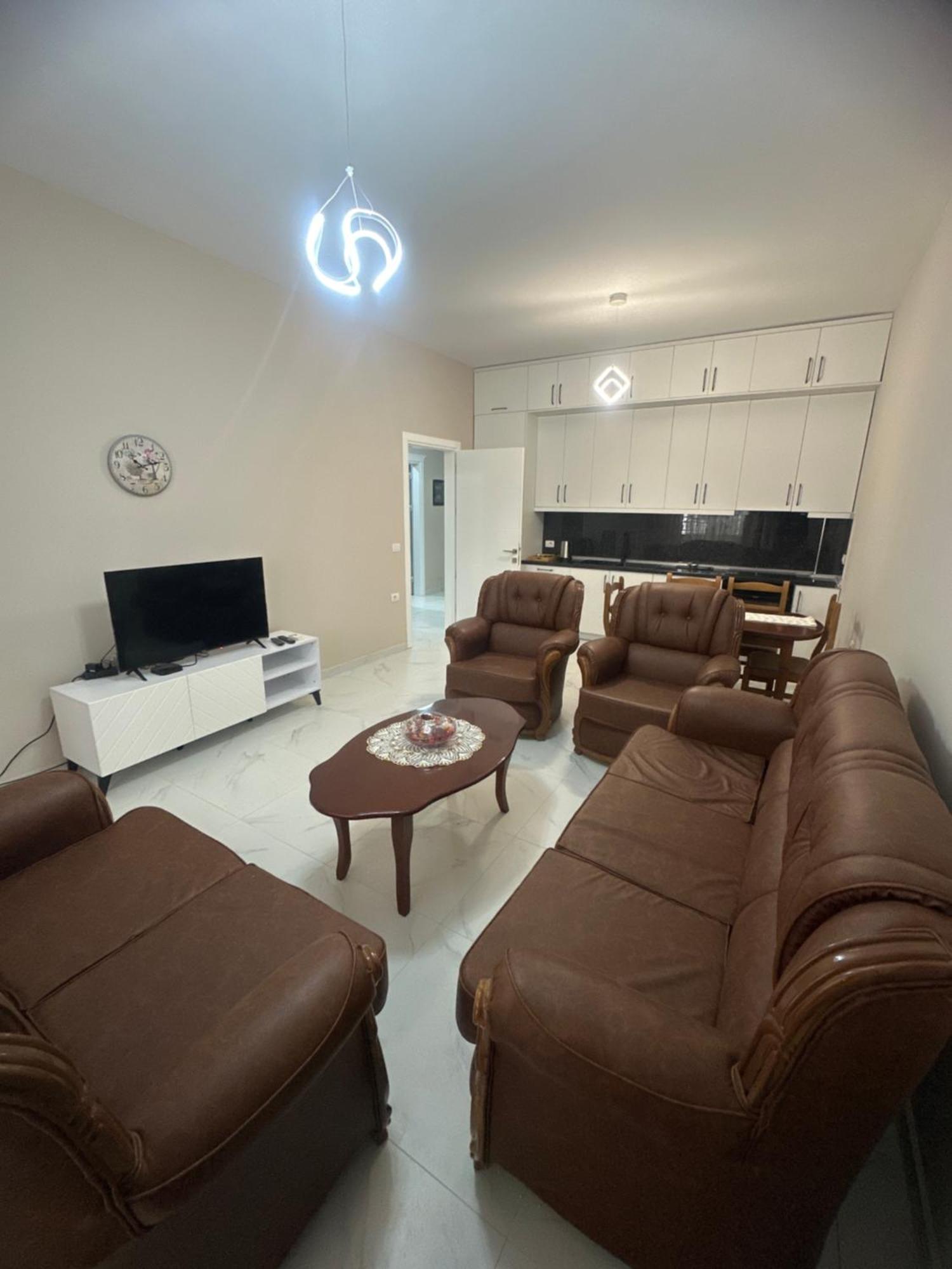 Apartment Roy Iii ,new Location
